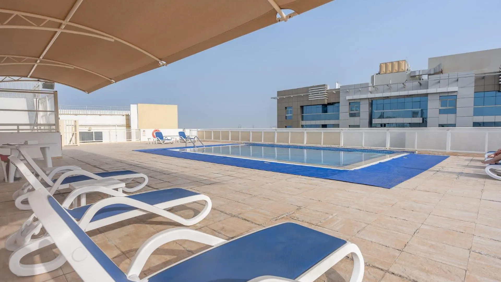 Spacious 1Br Haven For 2 In Al Barsha Dubai 0*,