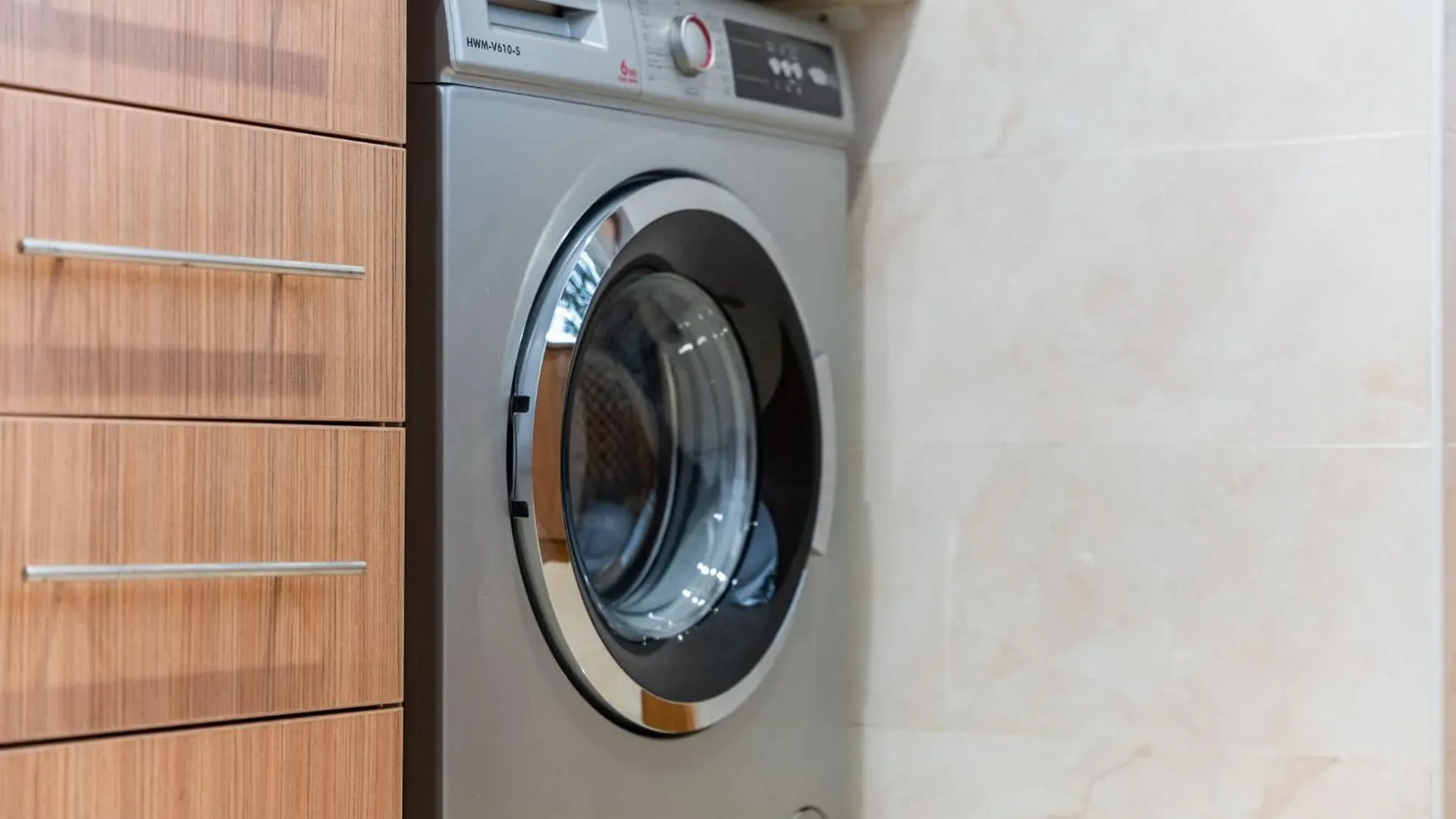 Spacious 1Br Haven For 2 In Al Barsha Dubai 0*,  United Arab Emirates