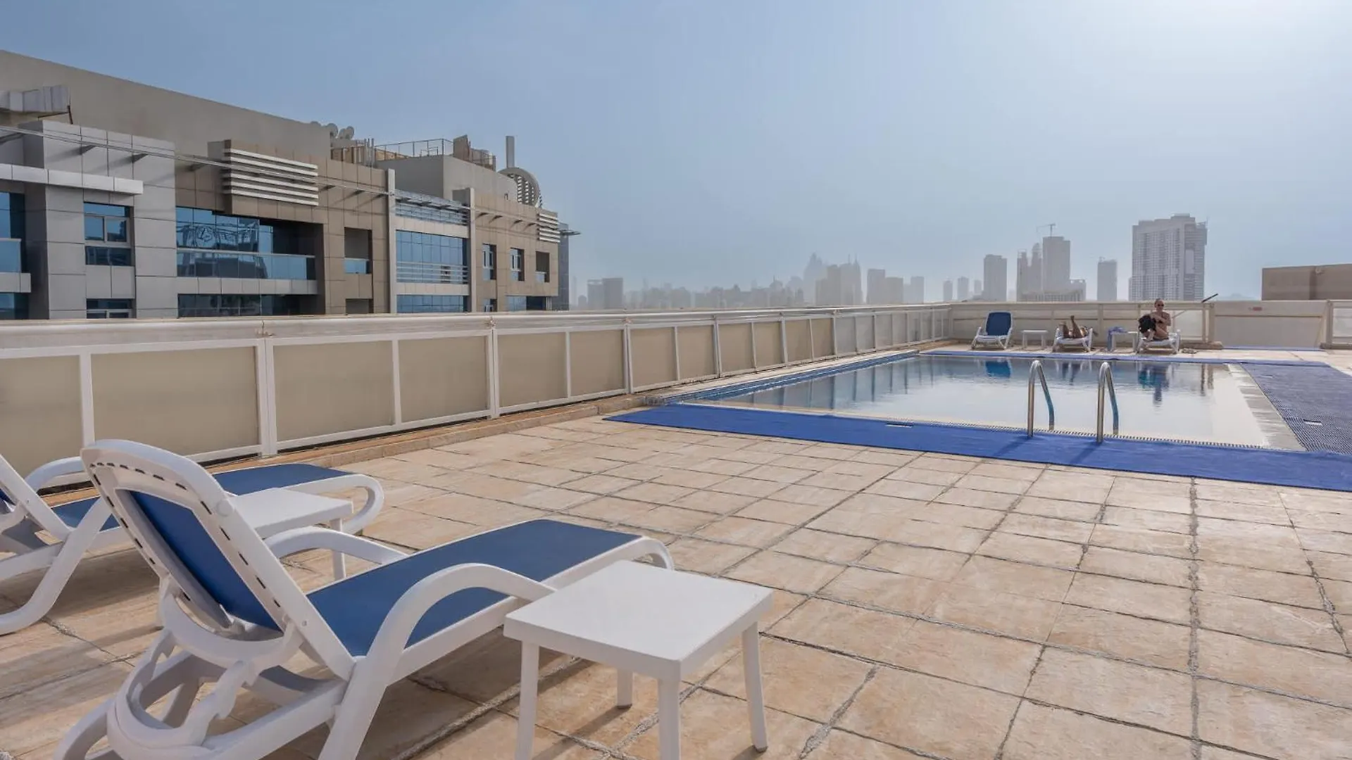 Spacious 1Br Haven For 2 In Al Barsha Dubai Lejlighed